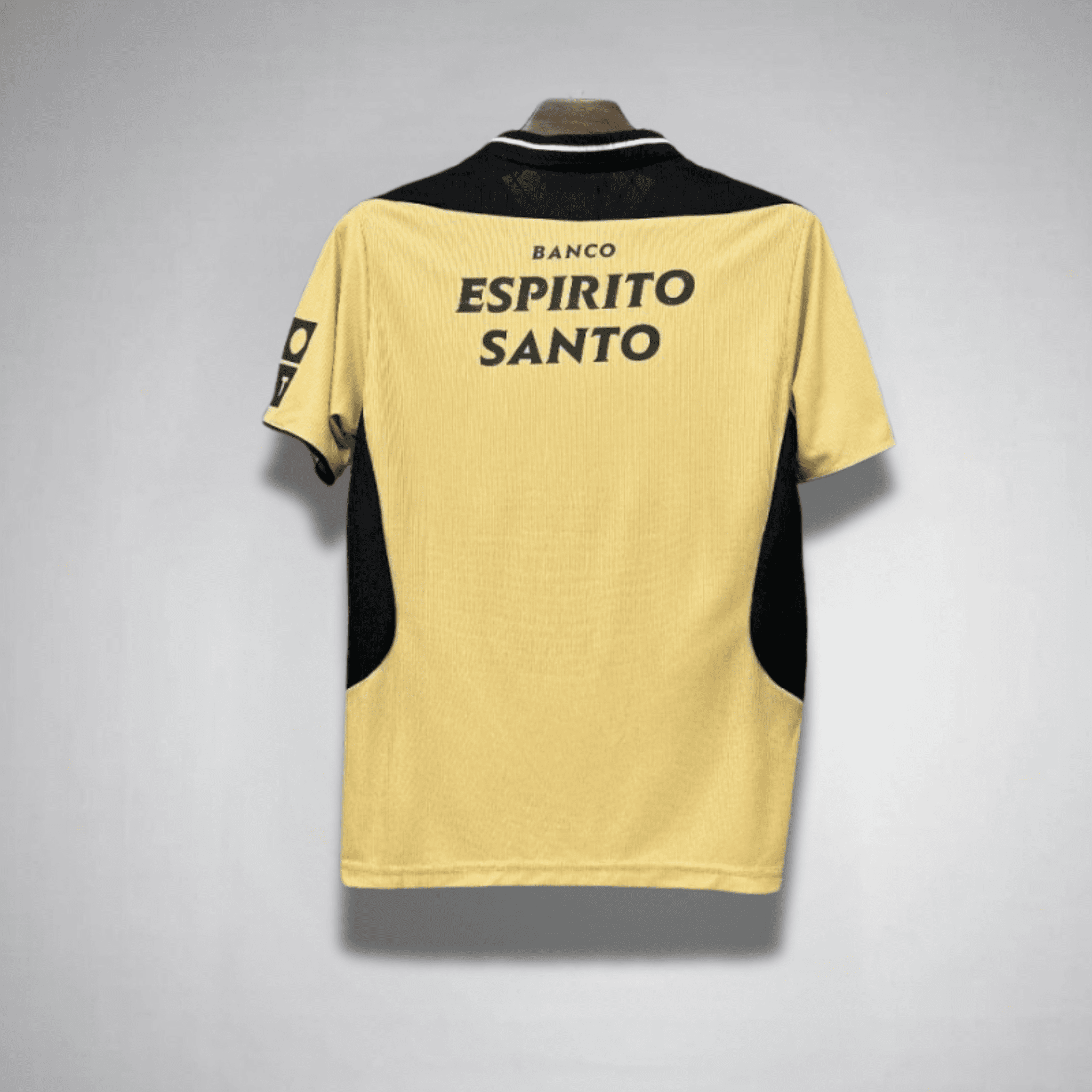 03/04 Sporting Away Kit - Image 2